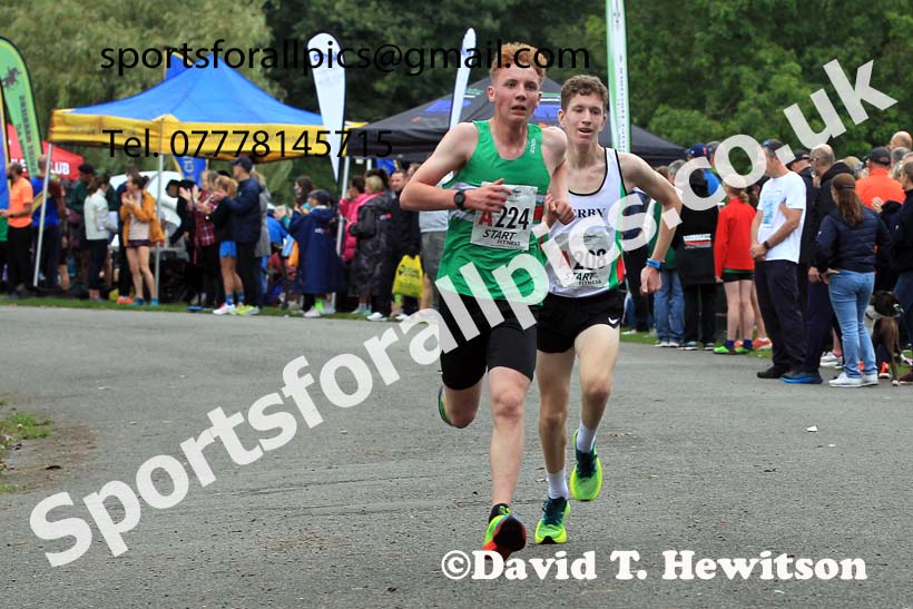 Mens under-17s 2023 Northern 6 and 4 Stage Relays and Youngsters, Birkenhead Park, Wirral.  Photo: David T. Hewitson/Sports for All Pics